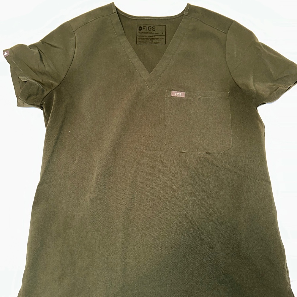 FIGS Moss Catarina - One-Pocket Scrub Top